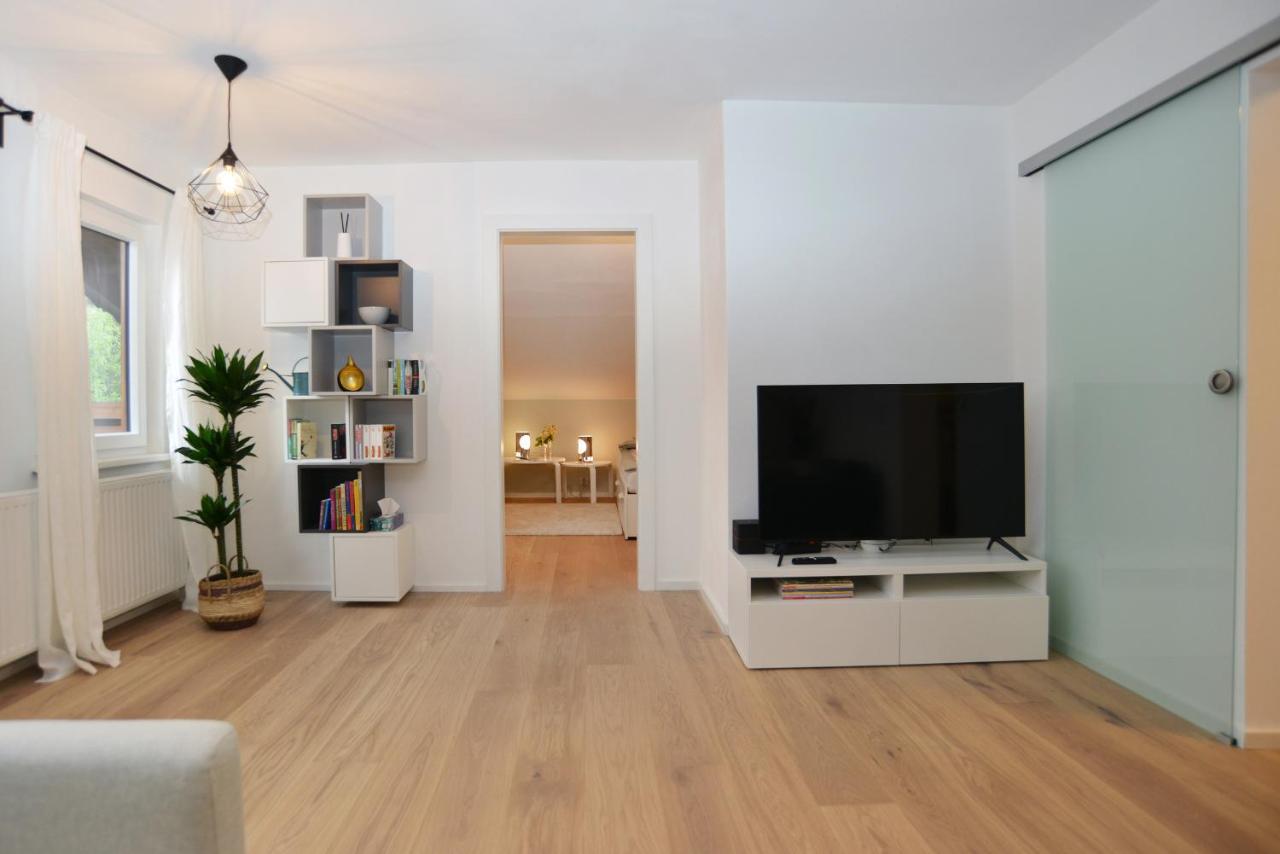 Ferienwohnung Innsbruck-Vill Exterior photo